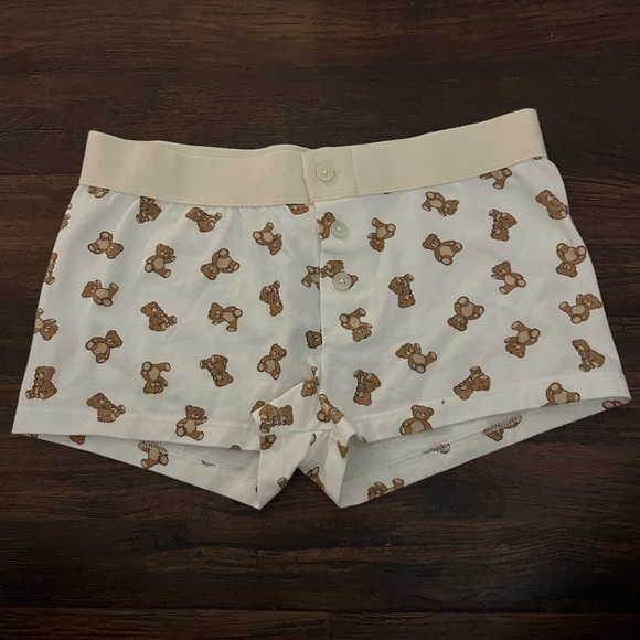 Brandy Melville Teddy Bear Boy Shorts - Picture 2 of 2